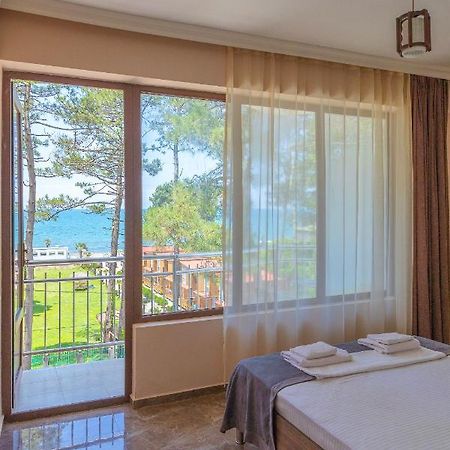 Samni Hotel Урекі Екстер'єр фото