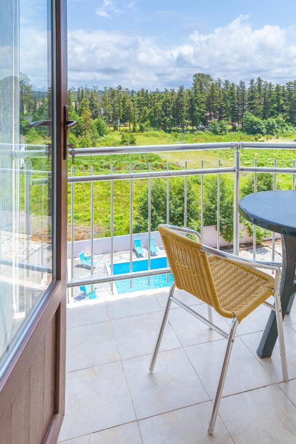 Samni Hotel Урекі Екстер'єр фото