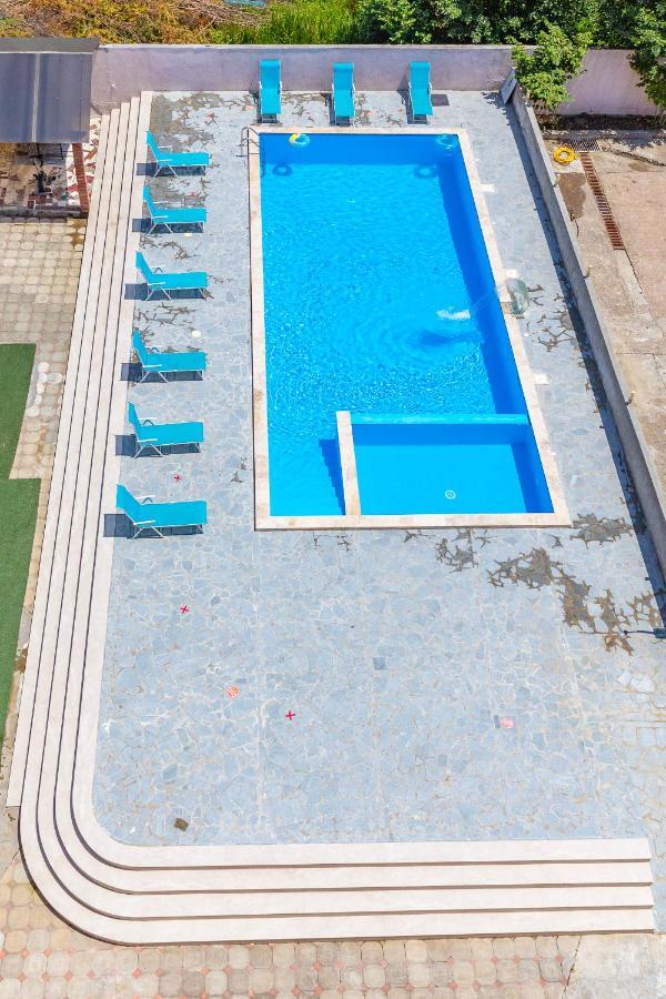 Samni Hotel Урекі Екстер'єр фото