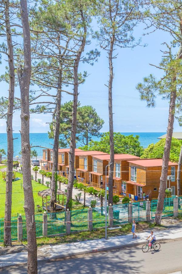 Samni Hotel Урекі Екстер'єр фото
