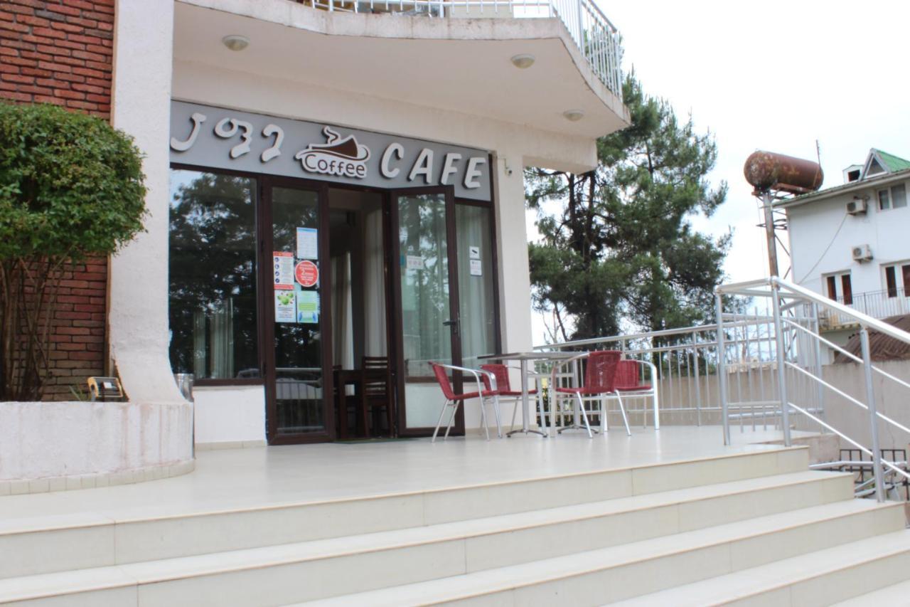Samni Hotel Урекі Екстер'єр фото