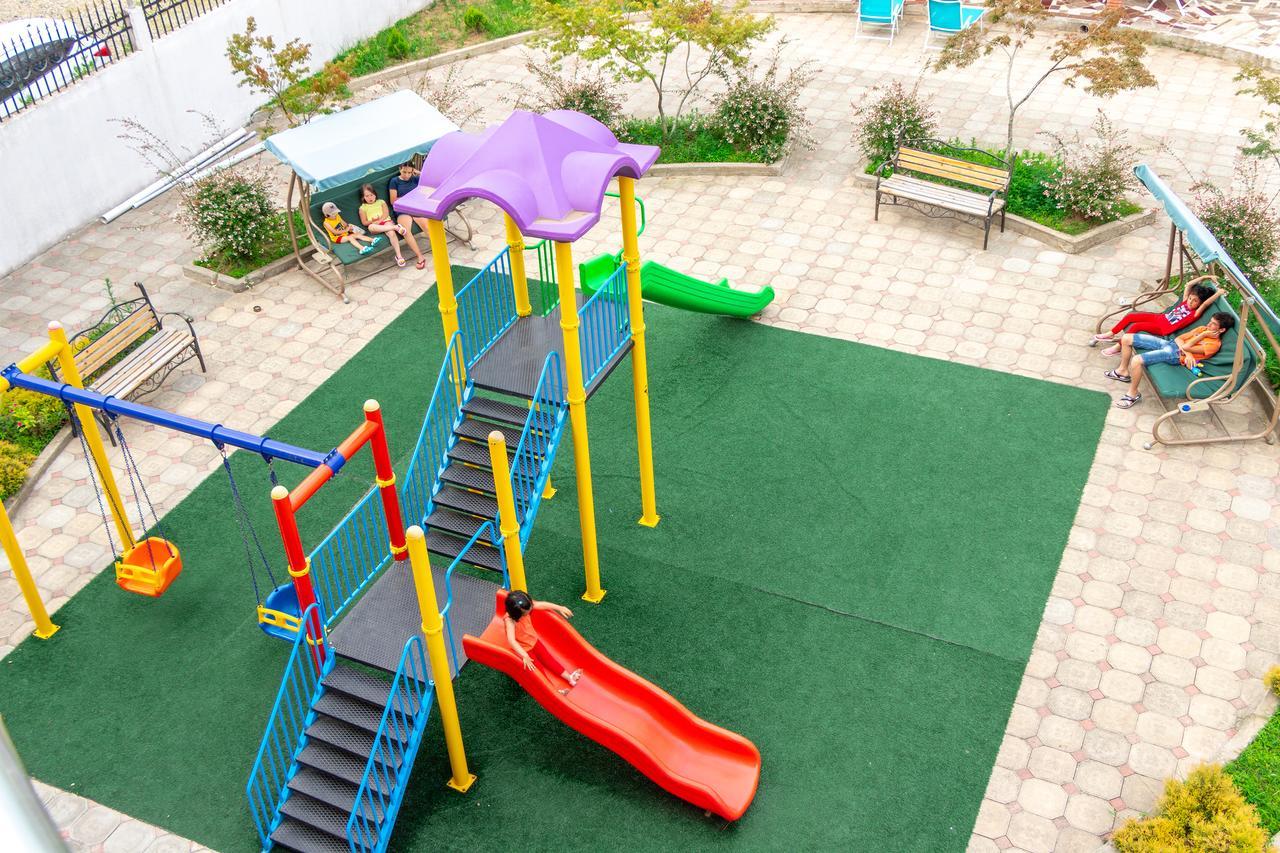 Samni Hotel Урекі Екстер'єр фото