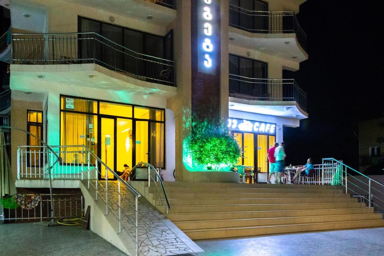 Samni Hotel Урекі Екстер'єр фото